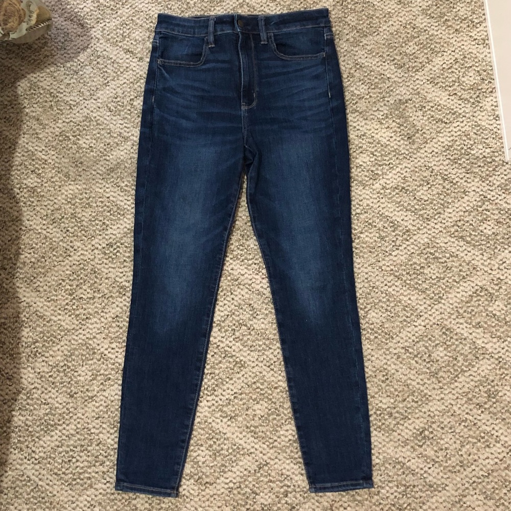 the american eagle high rise jeans